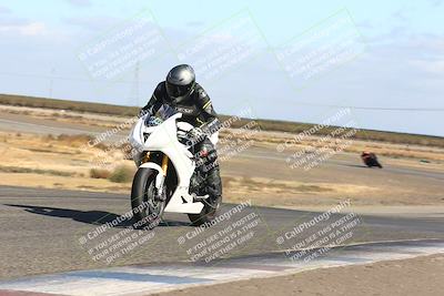 media/Nov-03-2024-TrackDaz (Sun) [[44580f4982]]/B Group/1220pm (Wheelie Bump)/